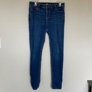 Hollister mid-rise skinny jeans (womens) size 9